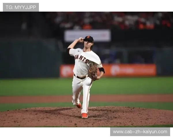棒球投手控球精准让对手毫无办法